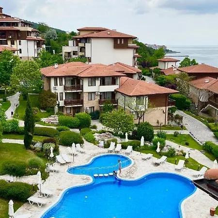 Apartment Garden Of Eden Nk Modern C Apartments, *